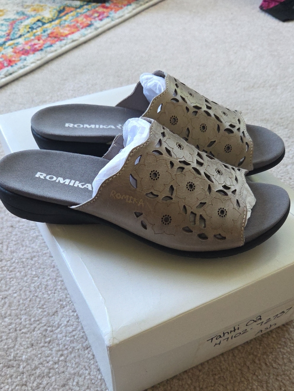 Romika Leather Laser-Cut Slide Mules Size 37 New In Box